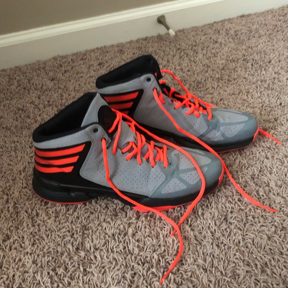 Adidas basketball shoes 9.5